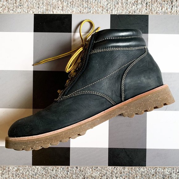 Men's Polo Ralph Lauren Black Leather Boots with Flannel Lining - Picture 2 of 5